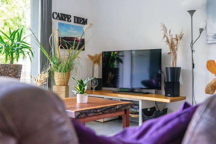 Ganze Wohnung, Ferienwohnung mit großem Garten in Norddeich in Strand Norddeich, Norddeich