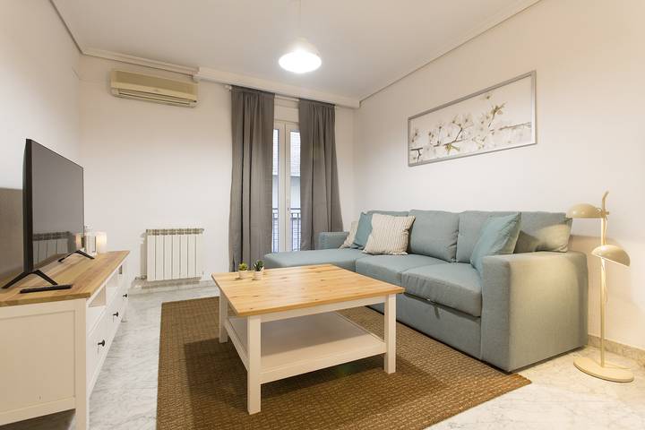Apartamento entero, Comodidad y belleza con plaza de parking incluida in Granada, Provincia de Granada