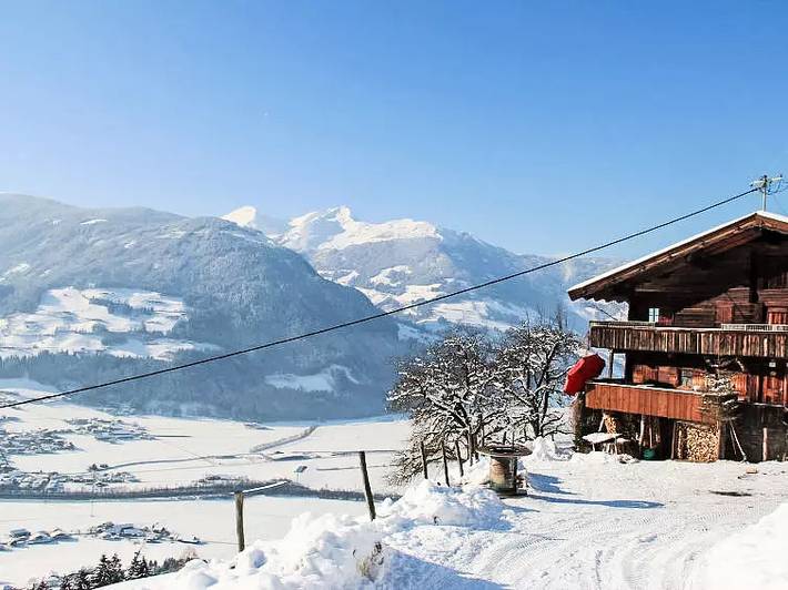 Villa für 14 Personen, mit Balkon und Garten in Stummerberg