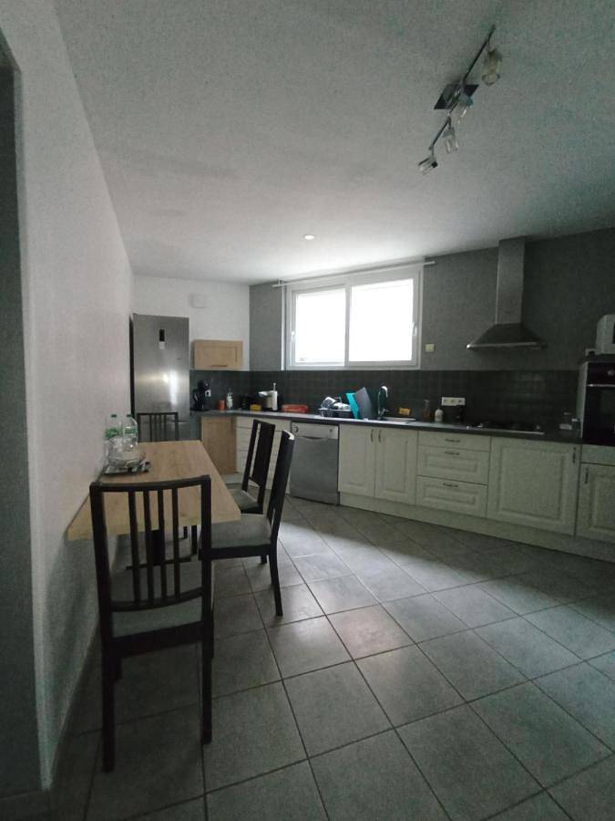 Gîte pour 3 personnes, avec terrasse et vue, animaux acceptés à Plémet - 2