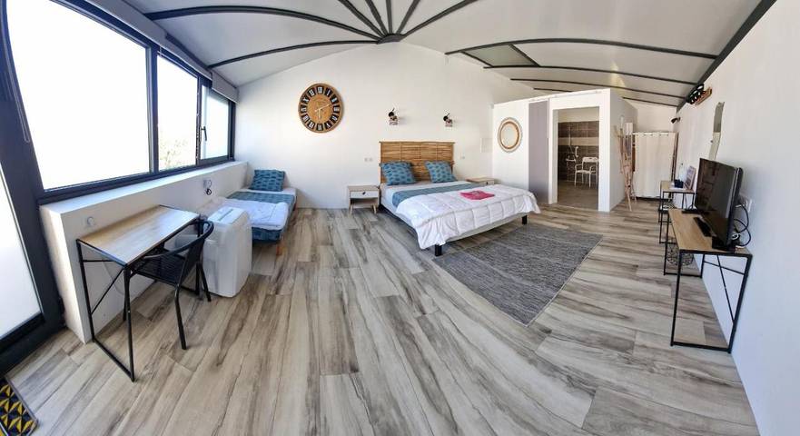 Maison d’hôte pour 8 personnes, avec jacuzzi ainsi que piscine et jardin à Mosnes - 3