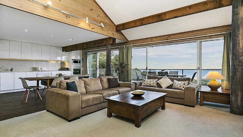 Bombora bei Killcare - Panoramablick in Bouddi, New South Wales