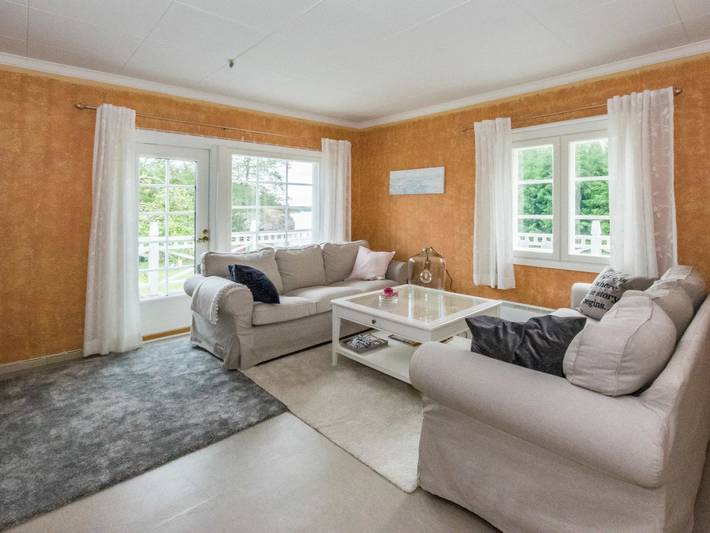 Villa nennebo in Särkisalo, Eigentliches Finnland
