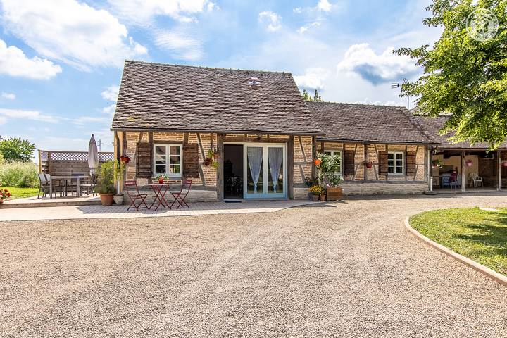 Gîte pour 4 personnes, avec Terrasse et Jardin