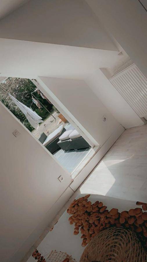 Appartement entier, Rez chaussée transformé en t4 au 114 Avenue de juvisy cottages in Juvisy-sur-Orge, Essonne