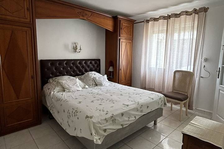Location de vacances pour 6 personnes, avec terrasse et jardin, animaux acceptés à Générac - 3