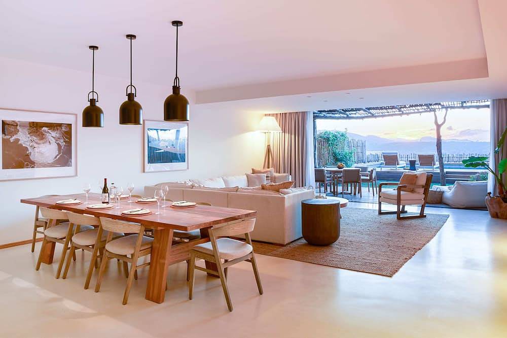 Five Bedroom Residence With Private Pool and Resort Access in Ibiza Stadt, Ibiza Süden
