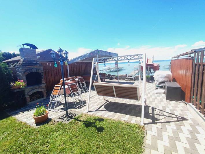 Ganze Ferienwohnung, Ferienwohnung direkt am See mit eigenem Steg in Siofok, Siófok und Umgebung
