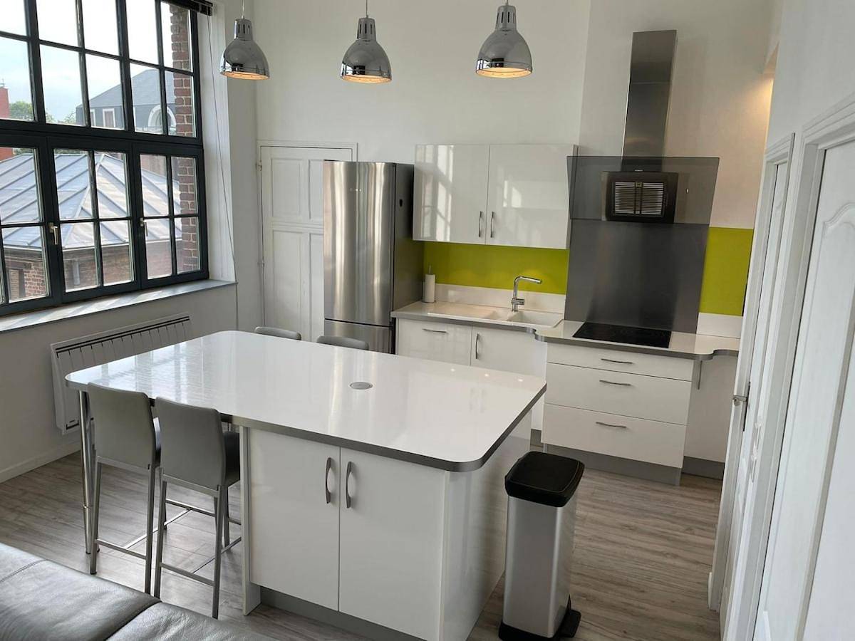 Appartement entier, Two-Bedroom Apartment in Tournai, Hainaut