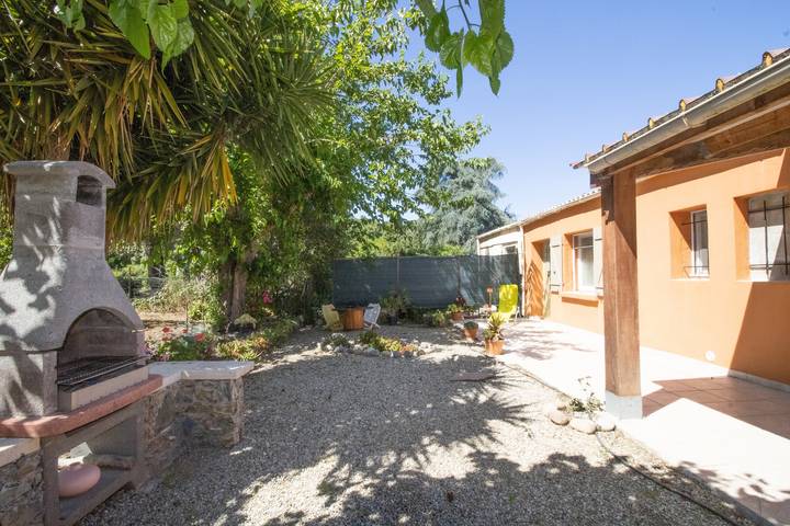 Casa vacanze 'Isula Paradise' con vista sulle montagne e terrazza privata in Canale di Verde, Corte e dintorni