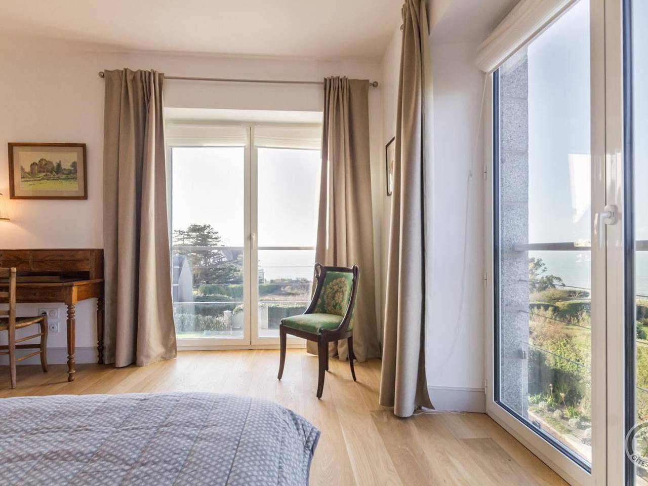 Luxury Villa in Carolles, sea view, 4 bedrooms in Carolles, Côte de la Déroute