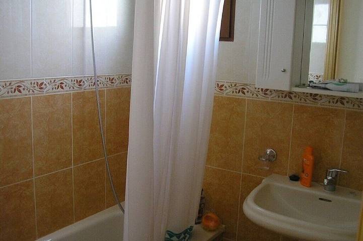 Gîte pour 6 personnes, avec piscine ainsi que jardin et balcon dans Bolnuevo - 4