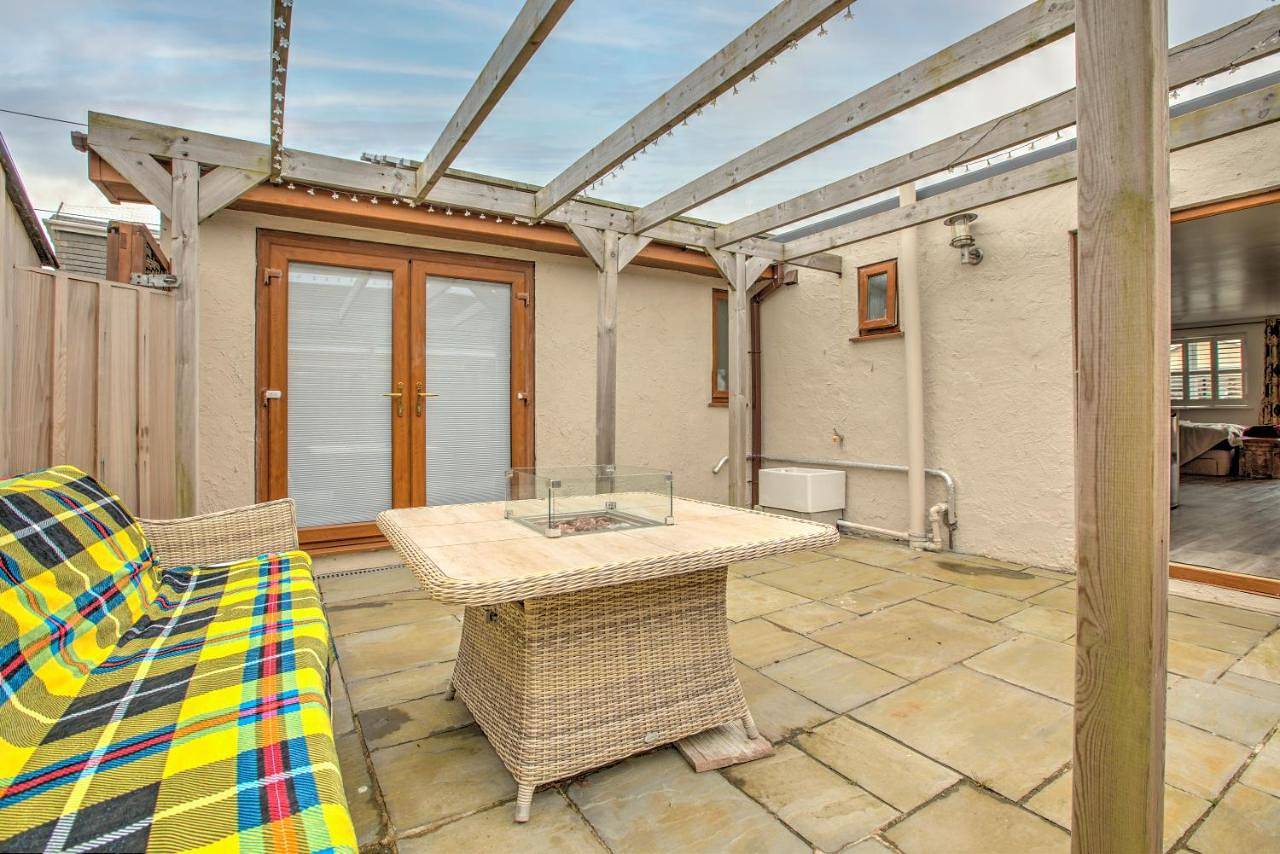Entire apartment, 43 annexe in Crantock, Cornwall