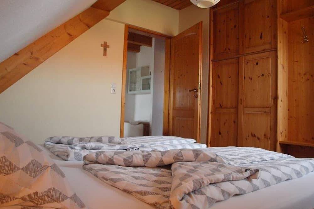 Ganze Wohnung, Ferienwohnung (70 qm) mit Balkon an der Südseite in Pfofeld, Fränkisches Seenland