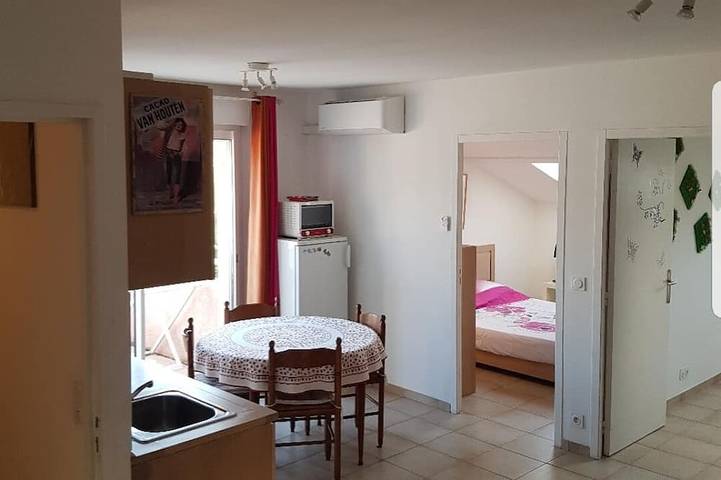 Gîte pour 6 personnes, avec terrasse et piscine à Santa-Maria-Poggio - 4