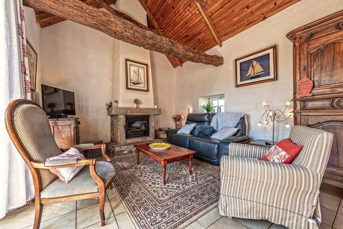 Maison 'Gîte Calme Avec Jardin Et Terrasse' avec terrasse privée, jardin privé et Wi-Fi in Guiclan, Région de Morlaix