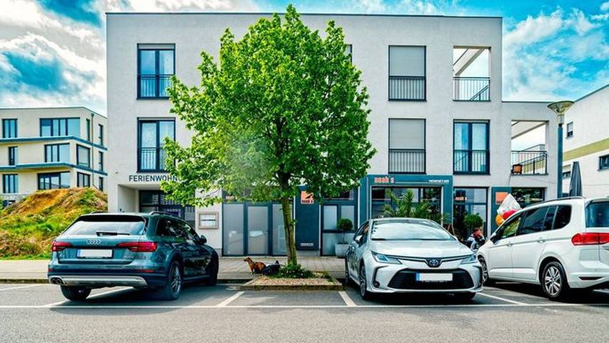 Ferienwohnung für 4 Personen, mit Ausblick und Seeblick sowie Terrasse, mit Haustier in Zwenkau