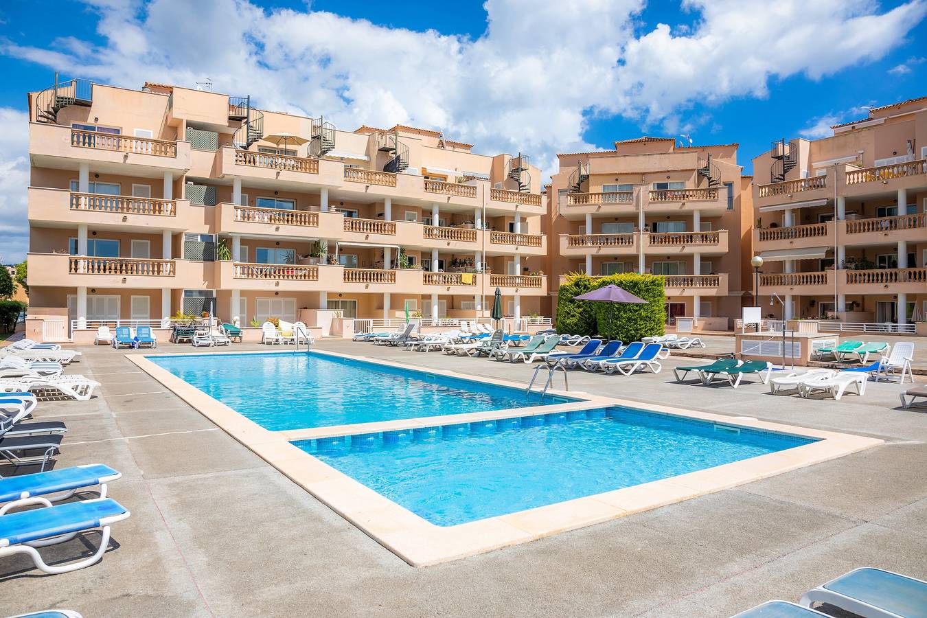 Entire apartment, Serendipia Resort Apartment with Mountain View in Cala Bona, Son Servera