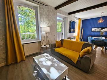 Gîte pour 6 personnes, avec jardin et vue à Cazères