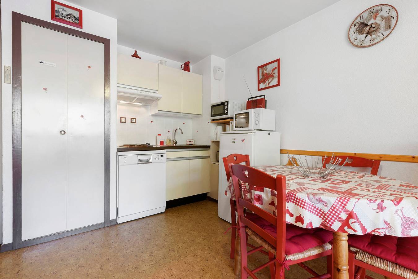 Appartement entier, Appartement « Saint Lary Soulan » avec vue montagne, terrasse privée et jardin privé in Saint-Lary-Soulan, Parc national des Pyrénées