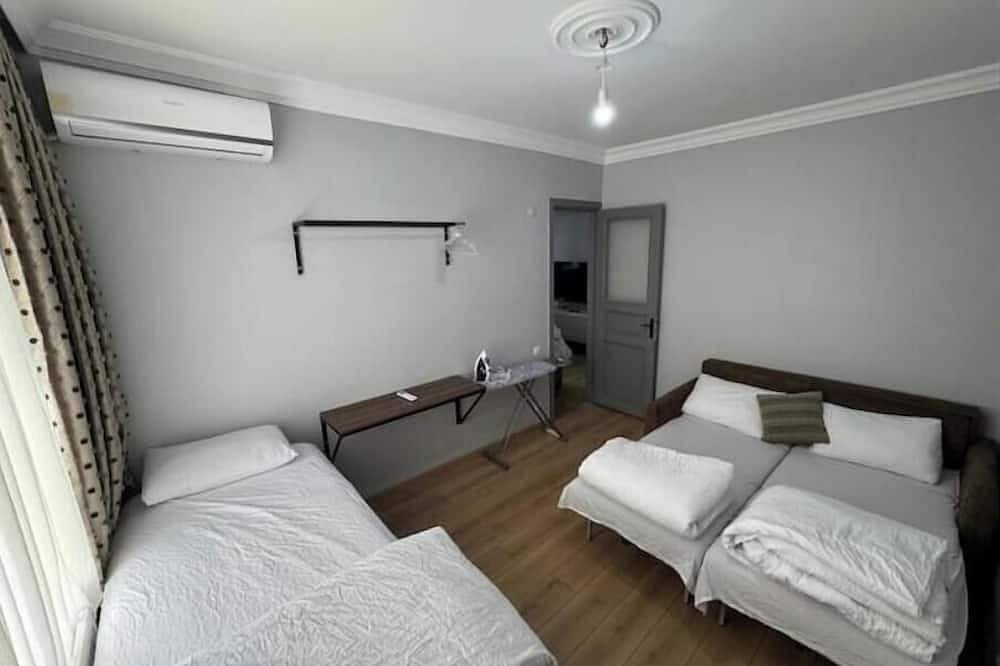Appartamento intero, Taksim Royal Suit 4 Room in Taksim and No Stairs in Beyoğlu, Şehit Muhtar Mahallesi