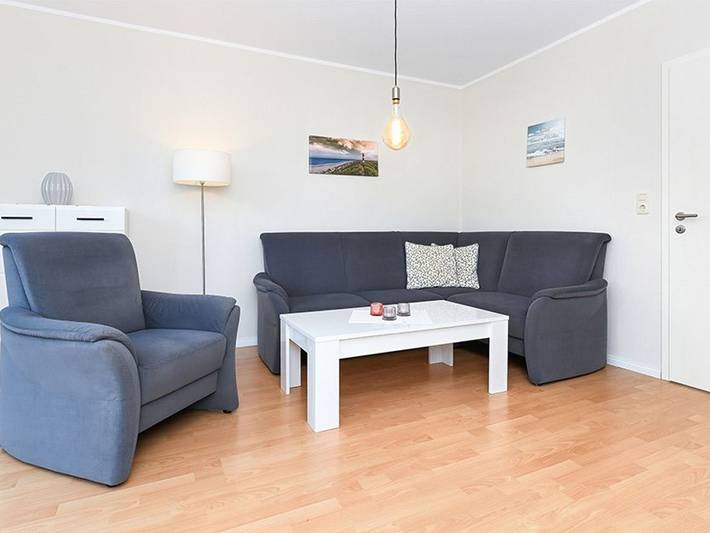 Ferienwohnung für 5 Personen, mit Terrasse und Garten, kinderfreundlich in Neuharlingersiel - 4