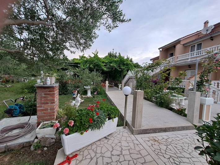 Ferienwohnung für 3 Personen, mit Garten in Supetarska Draga - 2