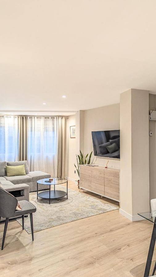 Apartamento entero, Three-Bedroom Apartment in Pontevedra, Rias Baixas