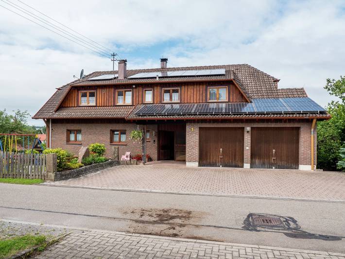 Ferienwohnung für 4 Personen, mit Balkon in Neuweiler