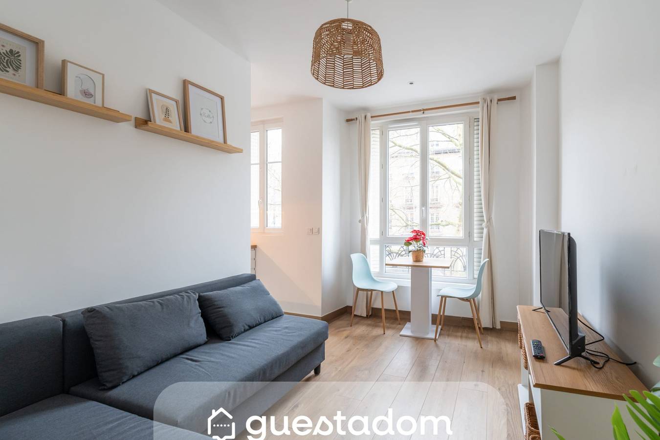 Studio entier, Le Michelet - Studio - Proche Paris in Saint-Ouen, Seine-Saint-Denis