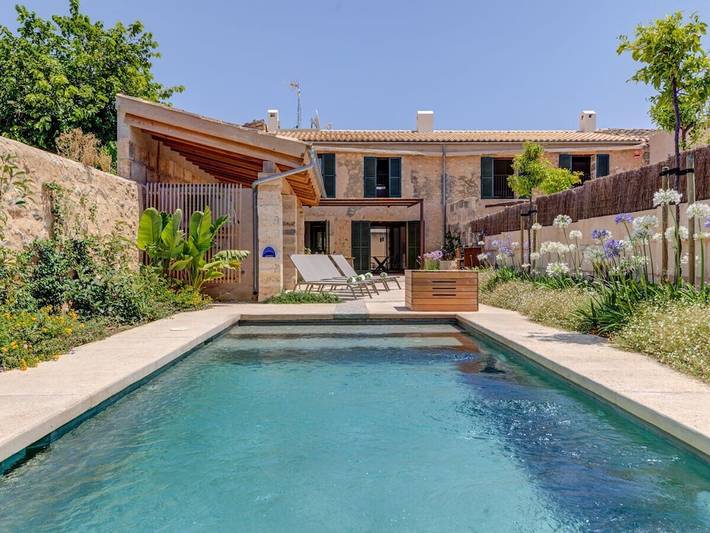 Chalet para 6 personas, con terraza y piscina - 1