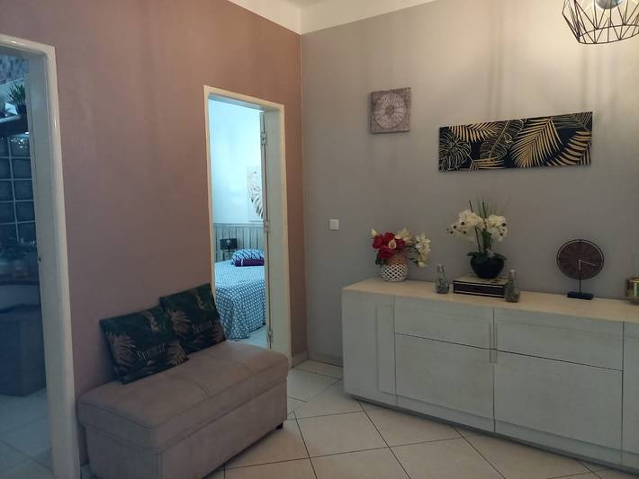 Gîte pour 4 personnes, avec terrasse et jardin à Le Vauclin - 2