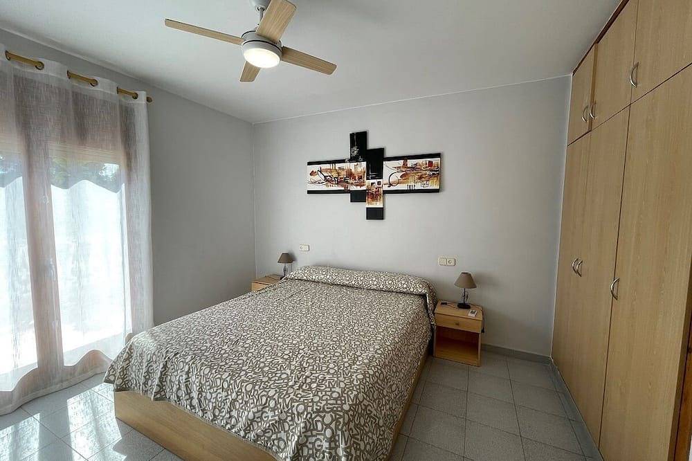 Saona Villas (Vn Jana) : villa 10 personnes, piscine privée, wifi, climatisation in Cala Calafató (Terres de l'Ebre), Calafat