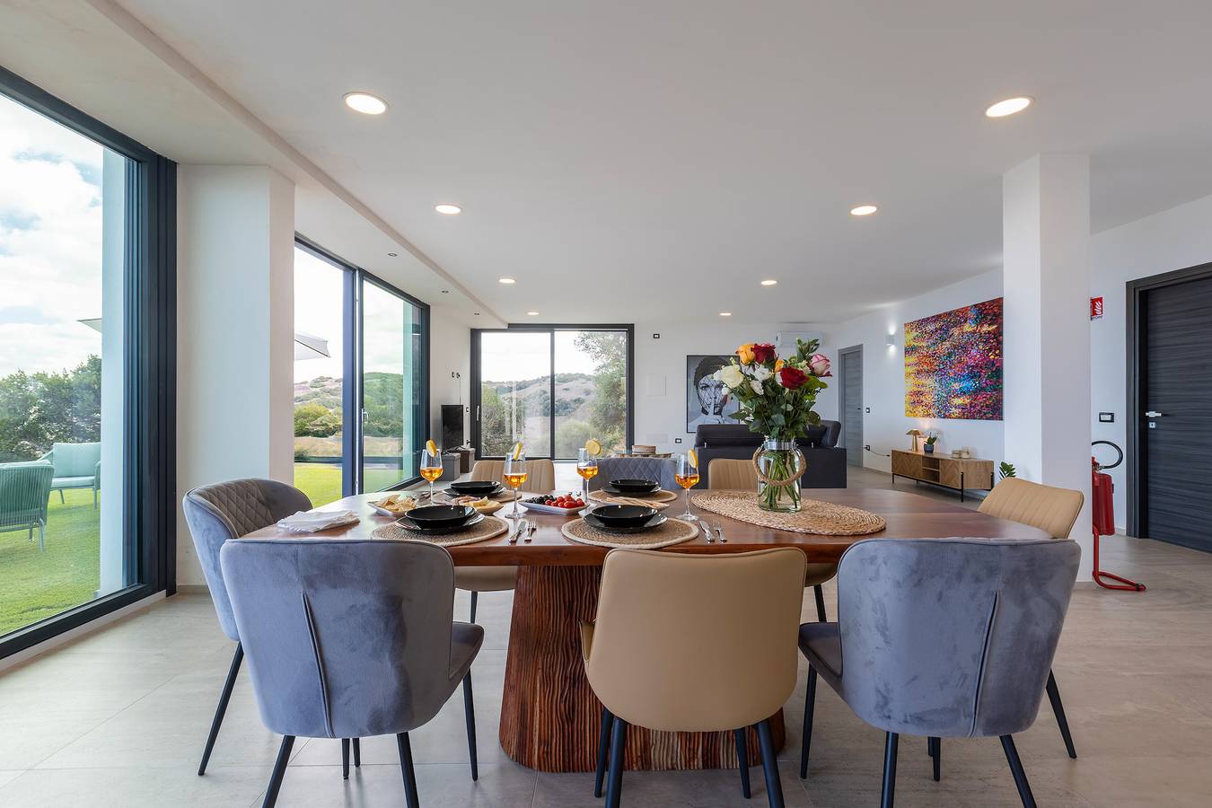 Villa 'Luxury Minni' with Sea View, Wi-Fi and Air Conditioning in Tergu, Sassari Province