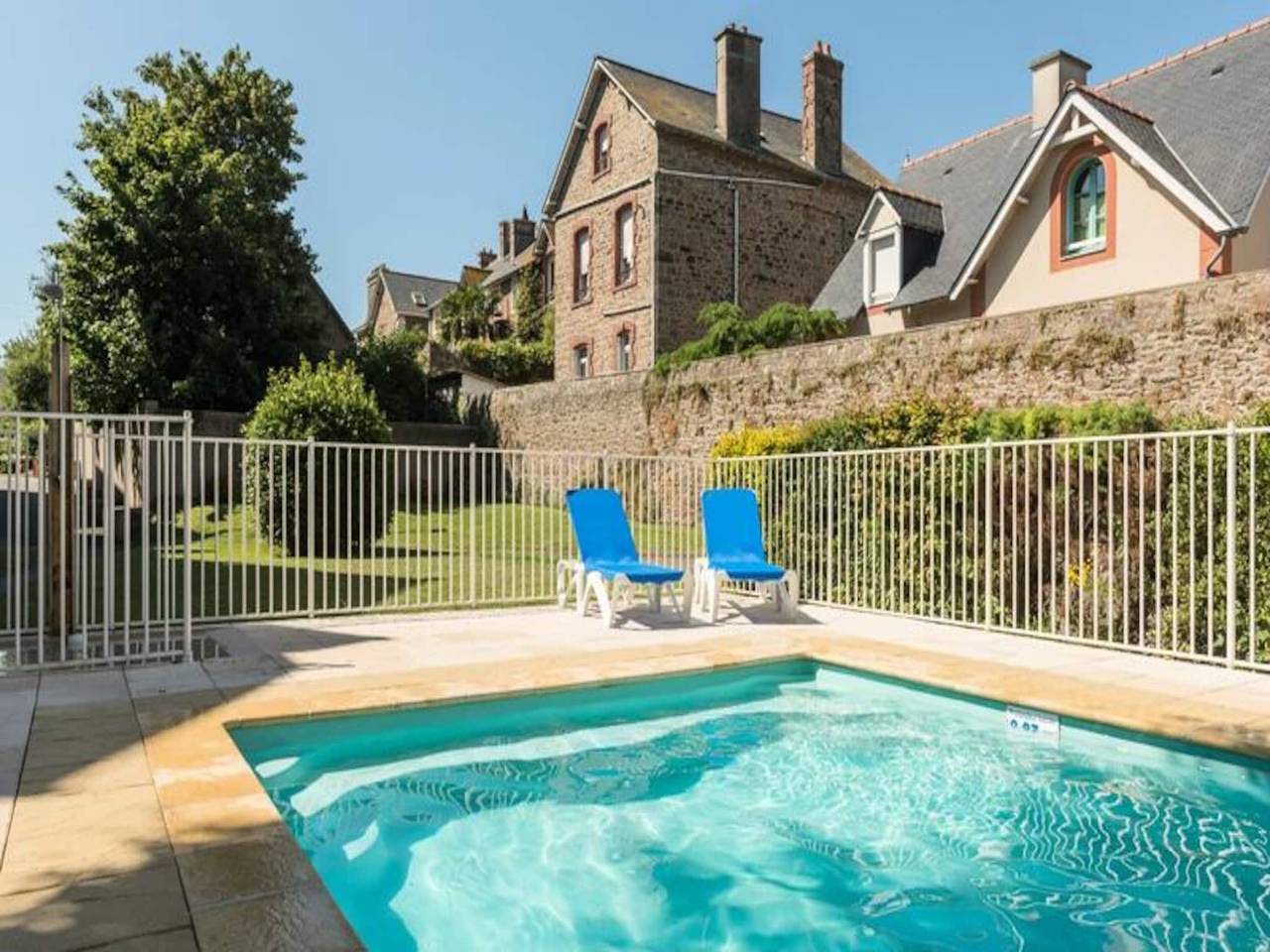 Appartement entier, Studio 2 Personnes in Saint-Malo, Région de Saint-Malo