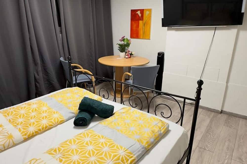 Charming Villa Hideaway | Peaceful Garden Escape in Floridsdorf, Wien