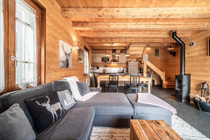 Chalet 'Charmant Aurore' mit privater Terrasse, privatem Garten und Wlan in Morzine, Les Portes du Soleil