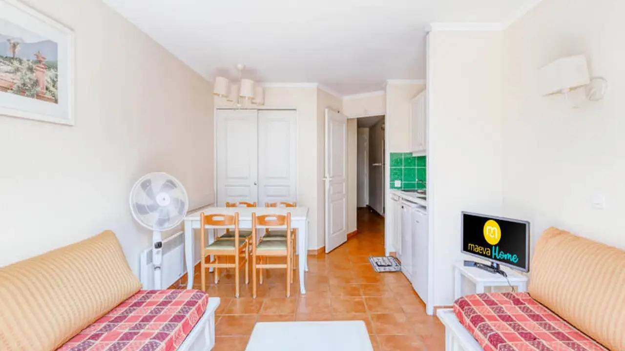 Geheel vakantieappartement, Ferienwohnung für 4 Personen (29 m²) in Saint-Raphaël in Le Dramont, Saint-Raphaël