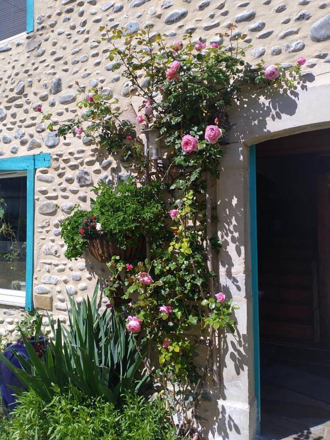 Three-Bedroom House in Charritte-de-Bas, Région d'Oloron-Sainte-Marie
