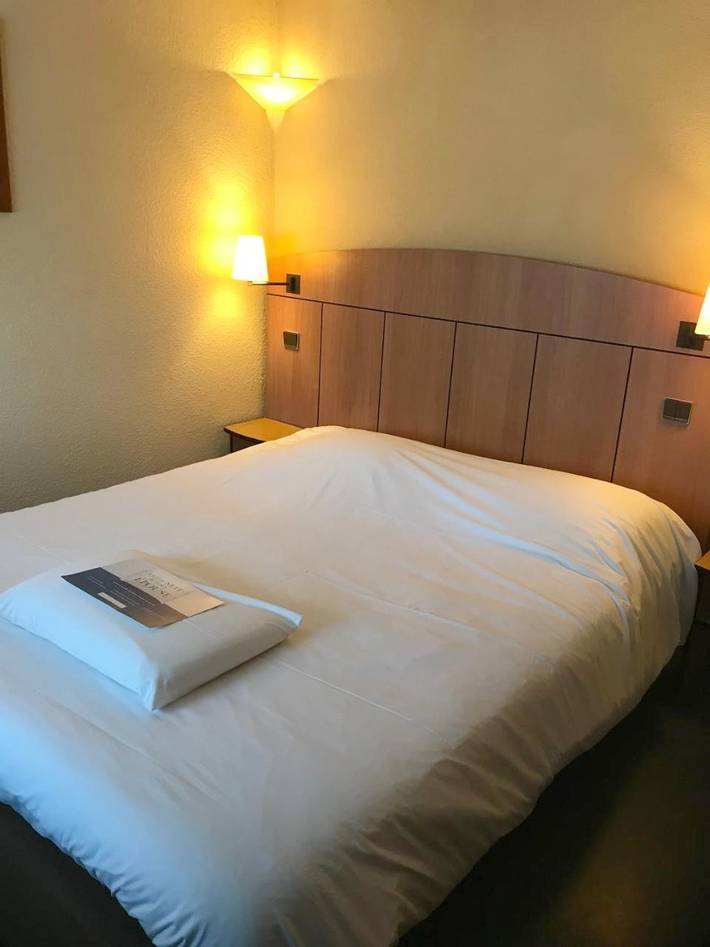 Hôtel pour 3 personnes, avec terrasse, animaux acceptés à Odos - 4