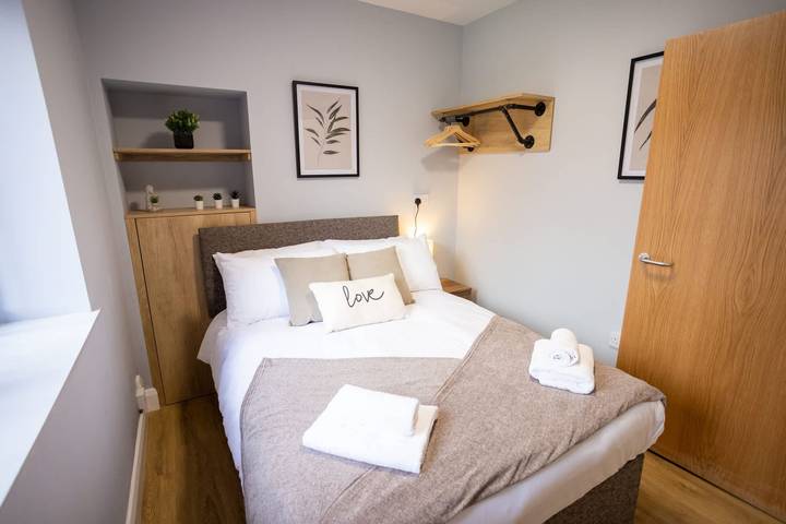 Location de vacances pour 7 personnes, avec terrasse et jardin à Swansea - 2