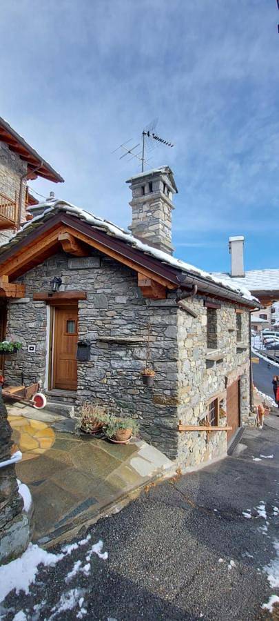 Location de vacances pour 2 personnes, avec terrasse et vue à Comune di Saint-Pierre - 3