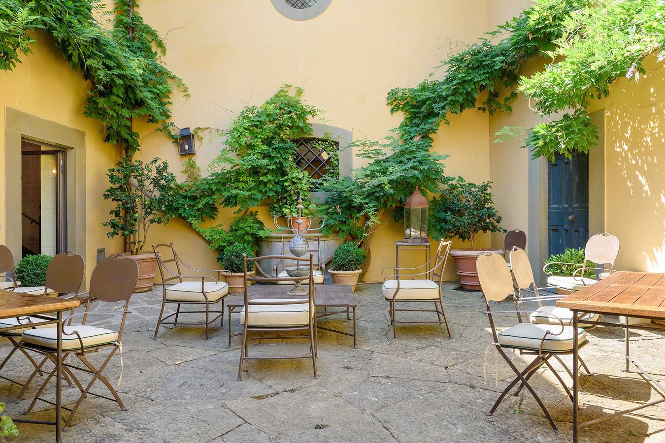Prachtige Villa Pian dei Giullari met Zwembad – Elegantie en Ontspanning in het Hart van Florence in Comune di Galuzzo (1861-1865), Florence