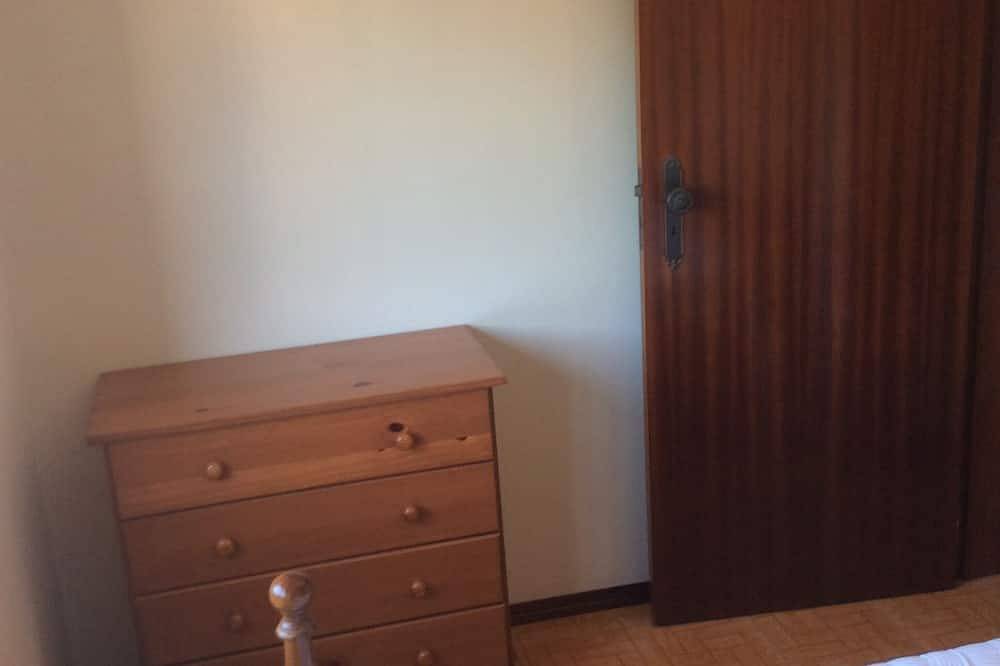 Ganze Wohnung, Apartment jeder Komfort mit 6 Minuten zu Fuß vom Strand entfernt. in Praia da Tocha, Tocha