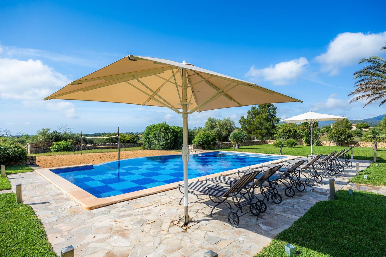Casa di campagna 'Fortuna' con vista sulle montagne, piscina privata e Wi-Fi in Calas de Mallorca, Manacor