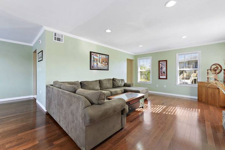 Ferienhaus für 8 Personen, mit Balkon und Whirlpool - 1