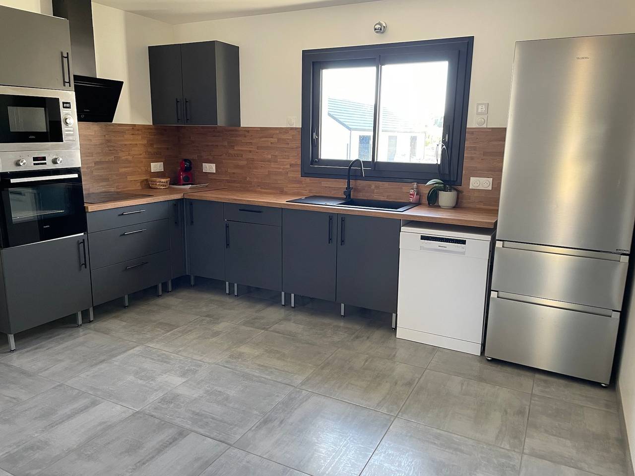 Maison Lahourcade : terrasse privée, jardin privé et Wi-Fi in Lahourcade, Béarn