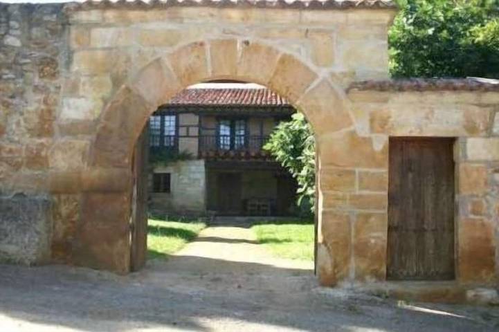 Gîte pour 4 personnes, avec Balcon et Jardin