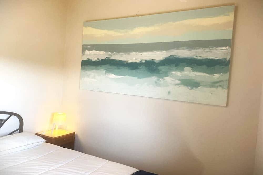 Entorno Rural Casita El Trisquel 18002 in Bareyo, Cantabrian Coast