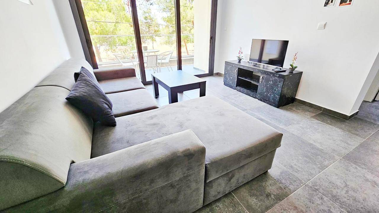 Appartement entier, Apartment in Engomi, Chypre du Sud